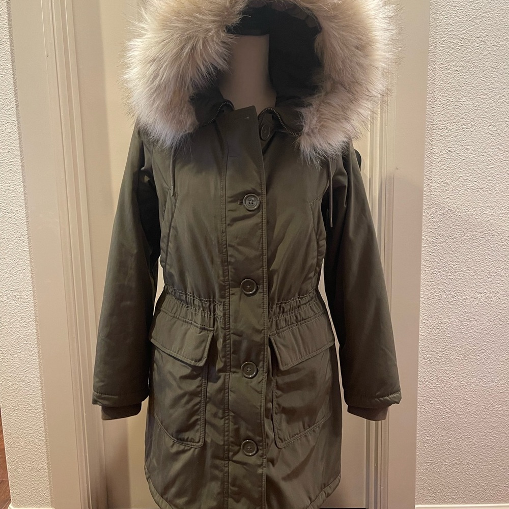 GAP Green Utility Jacket with Fur-Trimmed Hood and Drawstring Waist